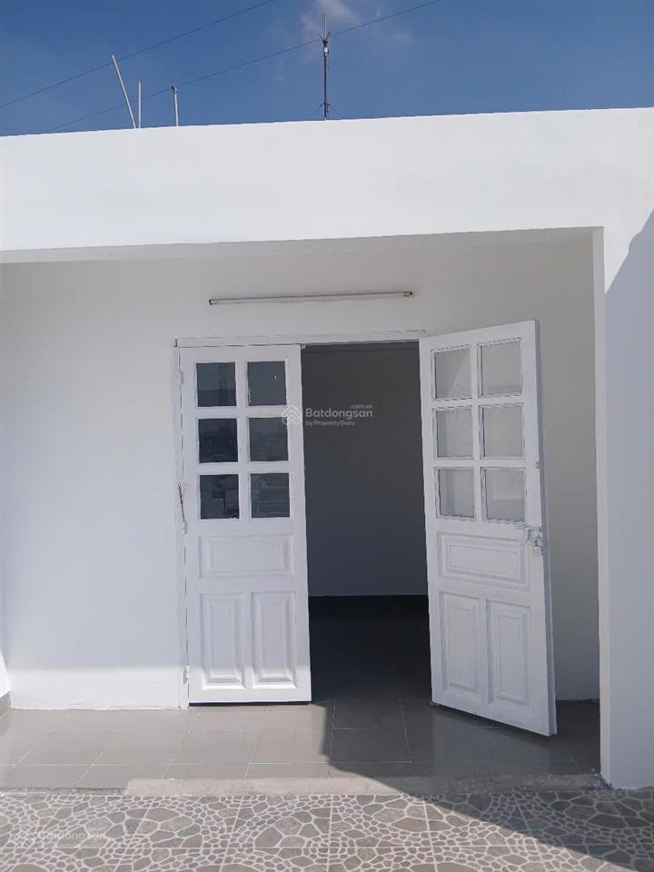 Cho thuê nhà mặt tiền thạnh xuân 21, quận 12, giá 15tr/tháng , diện tích 68m2,  0913 857 ***