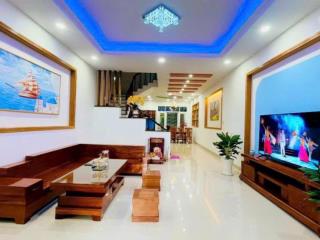 Bán nhà 3,5 tầng full nội thất đường kha vạn cân , kđt phước long a, nam nha trang