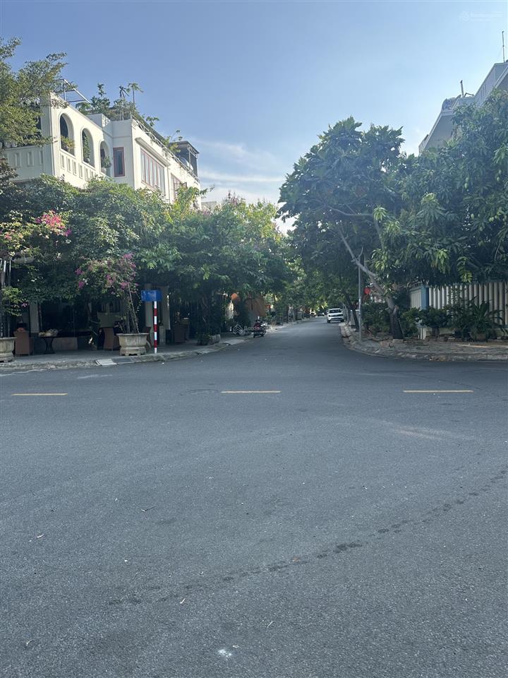 Bán nhà 3,5 tầng đường kha vạn cân , khu đô thị phước long a, nam nha trang