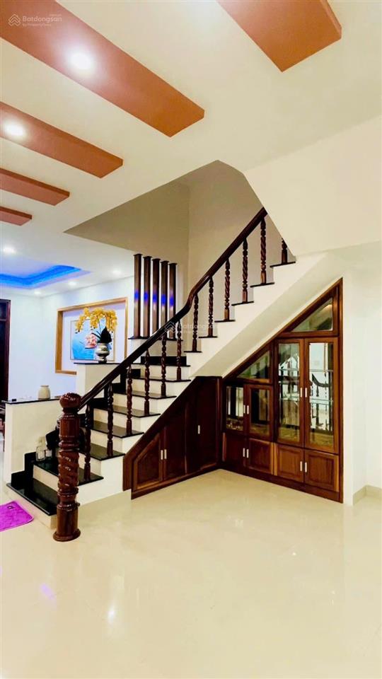 Bán nhà 3,5 tầng đường kha vạn cân , khu đô thị phước long a, nam nha trang