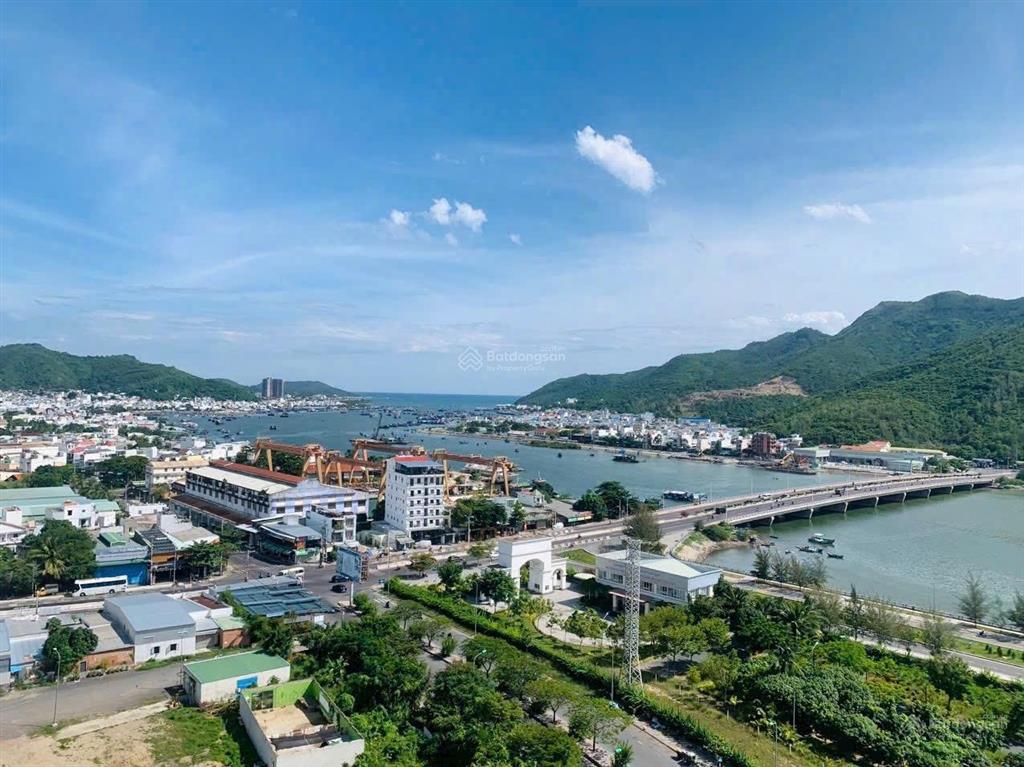 Bán căn góc 3 phòng ngủ cửa sổ đông nam chung cư ccu hud phước long, nam nha trang.