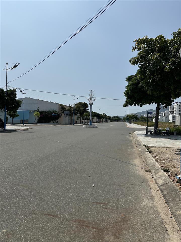 Bán đất khu đô thị hoàng long, nam nha trang. đã có sổ con