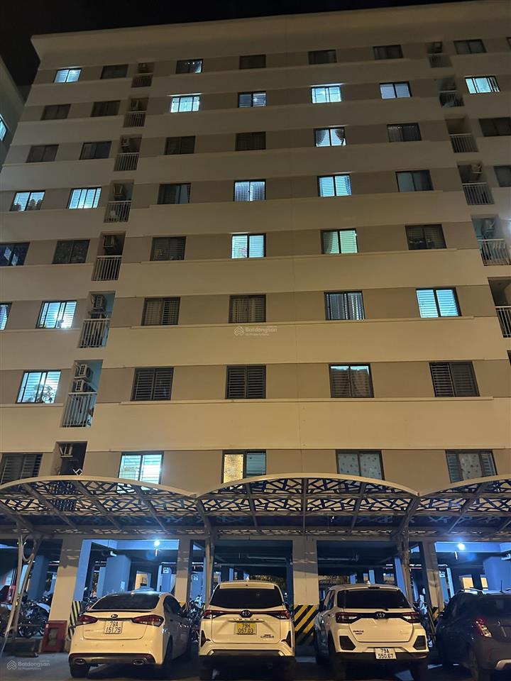 Bán căn hộ có nội thất cơ bản chung cư ct2b hud phước long, nam nha trang