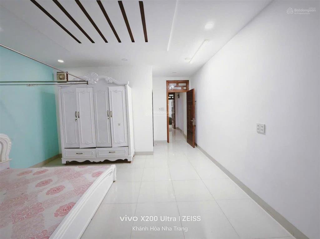 Cho thuê nhà 3 tầng khu đô thị phước long, nam nha trang. giá 15 triệu/tháng