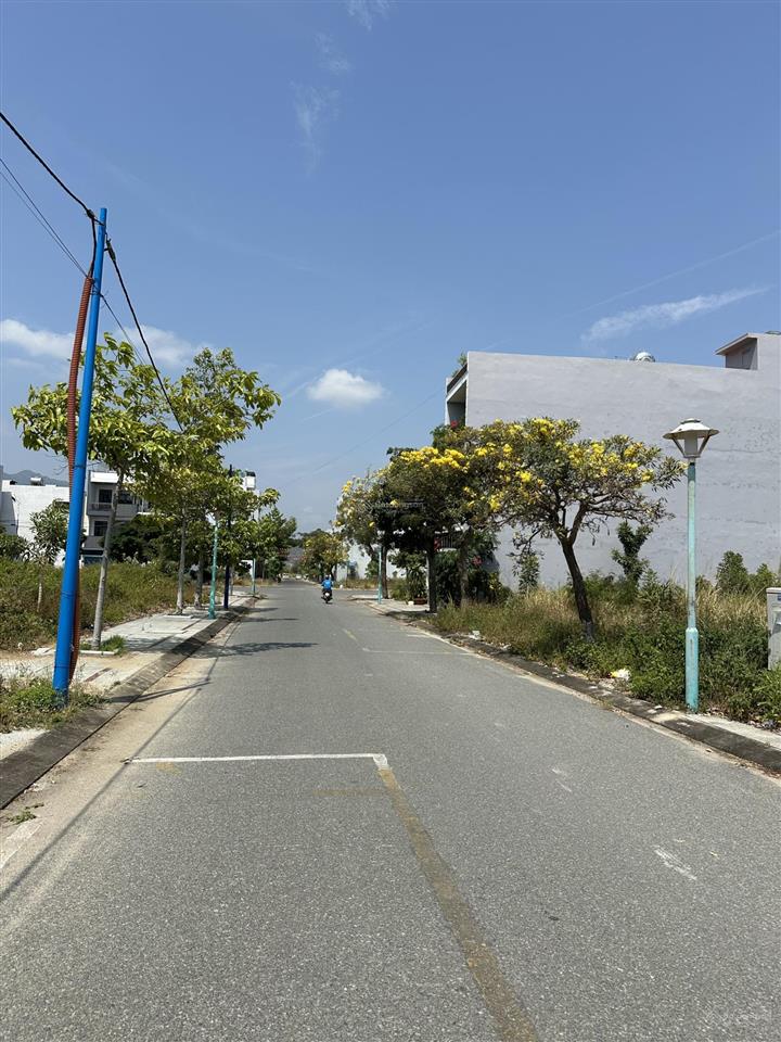 Bán đất khu đô thị hoàng long, phước long, nam nha trang. lô sạch
