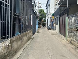 Bán nhà cấp 4 gần chợ ga  vĩnh thạnh. gần chợ nên thuận tiện buôn bán. giá hợp lý