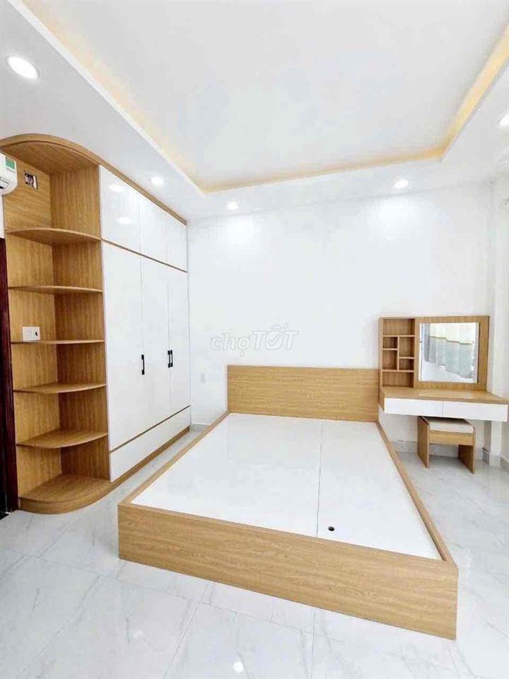 NHÀ HẺM XE HƠI