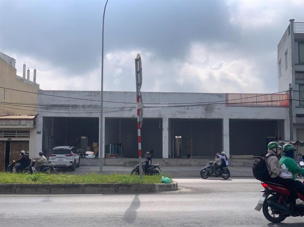 Cho thuê nhà mặt tiền ngay ngã 4, số 2599a đường văn tiến dũng (ql50 cũ), hưng long, tp. hcm