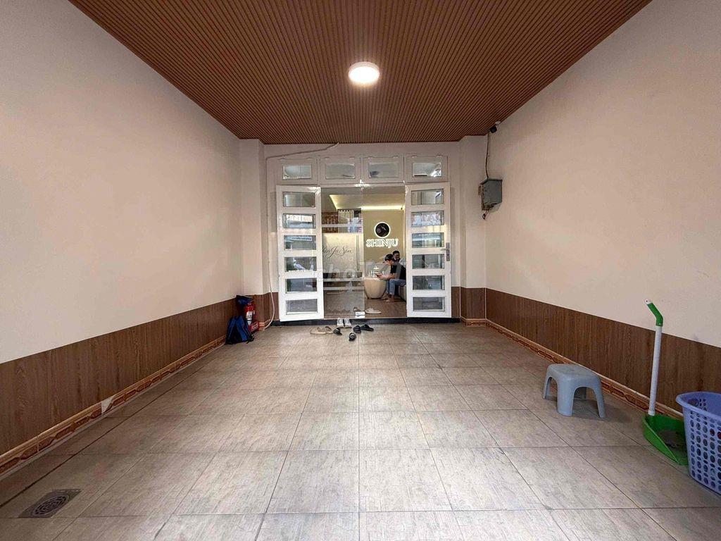 Cho thuê mặt bằng Nails, Spa, Shopping