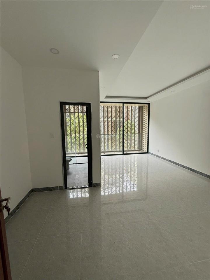 Giảm sâu 16 tỷ chính chủ cần bán gấp nhà phố the global city