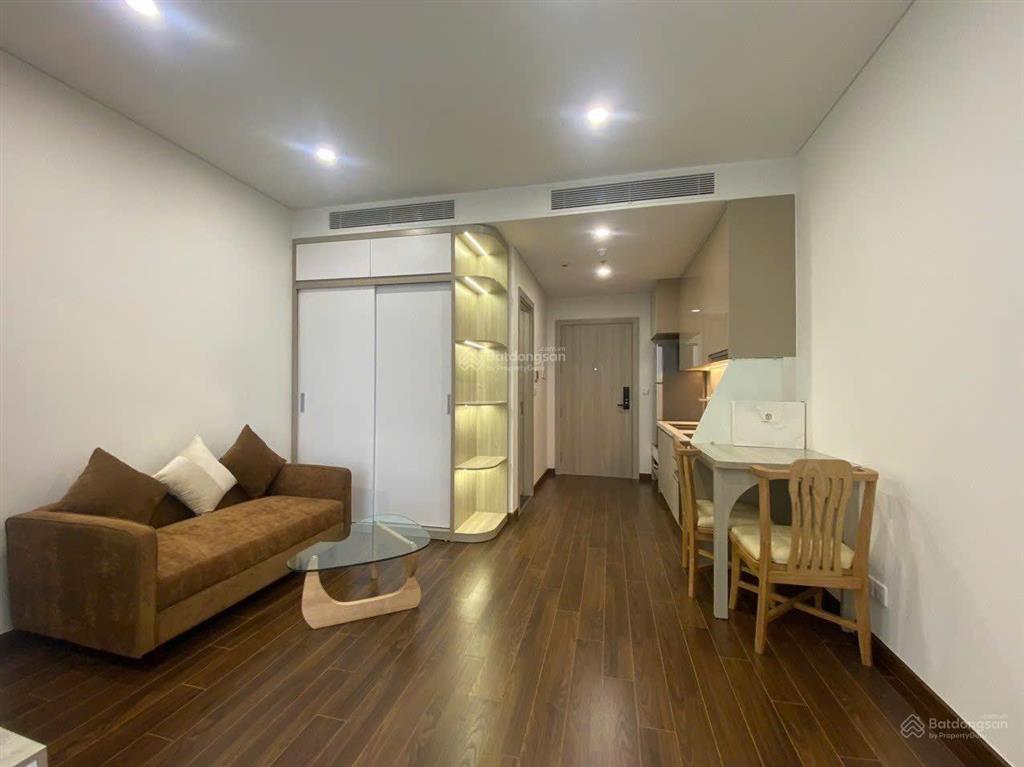 Cho thuê masteri west heights vinhomes smart city studio vào luôn mpdv + gửi ô tô dưới hầm.
