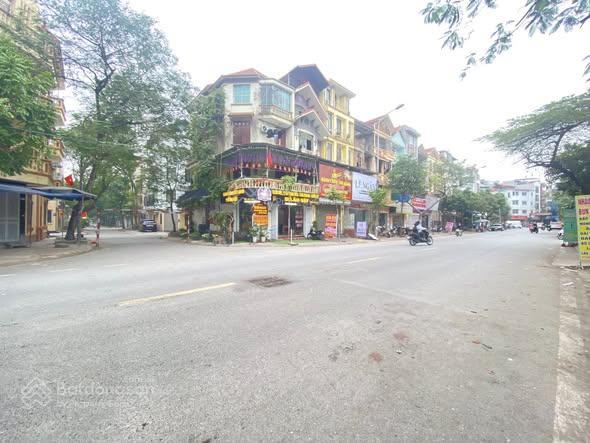 Phải nhanh mới kịp, bán nhà phân lô văn quán, hà đông, 35m2 5 tầng, kinh doanh, chỉ 11 tỷ