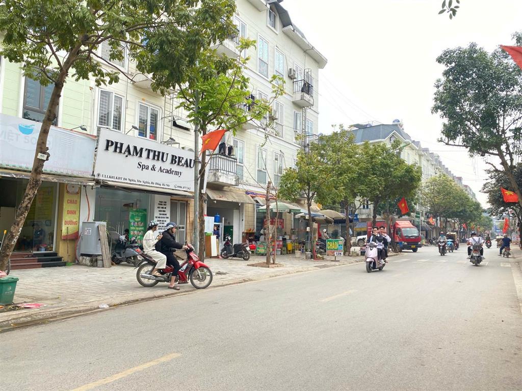 Chủ ngộp bank bán gấp, đất yên nghĩa, hà đông, 50m2, vỉa hè kinh doanh, chỉ 10 tỷ