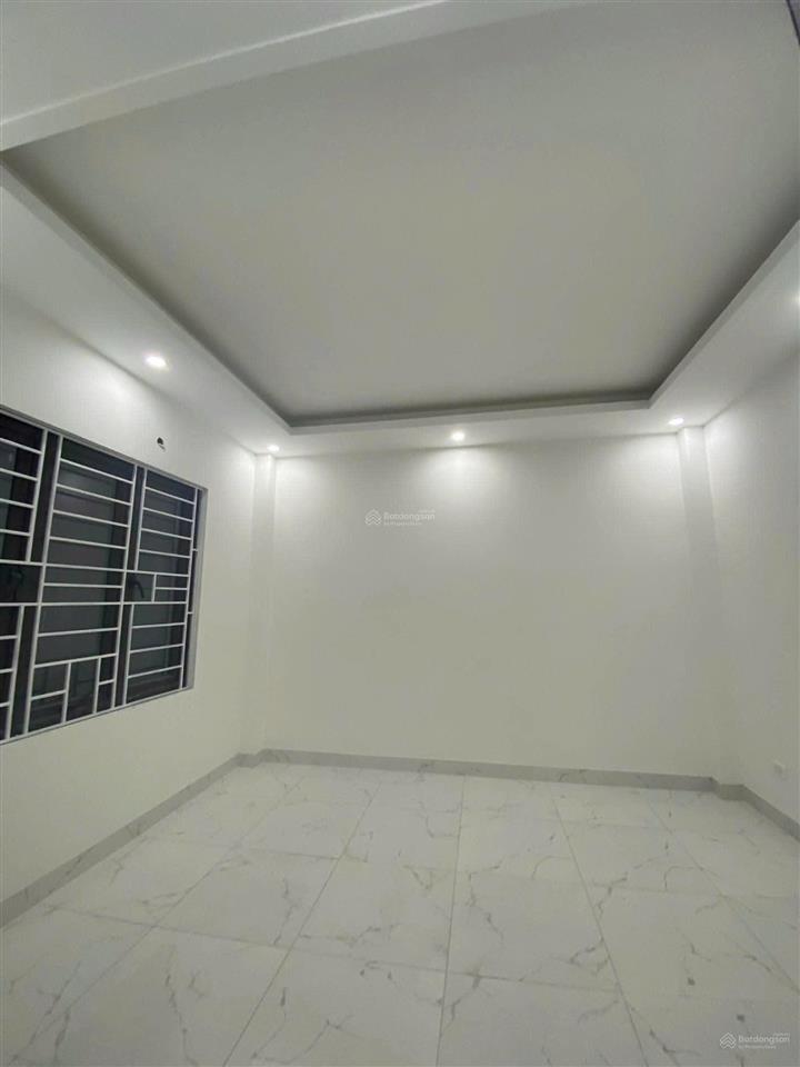 Bắt đáy nhà phố yên lộ, yên nghĩa, hà đông, 38m2 5 tầng, trong đê chủ bán chỉ 5 tỷ