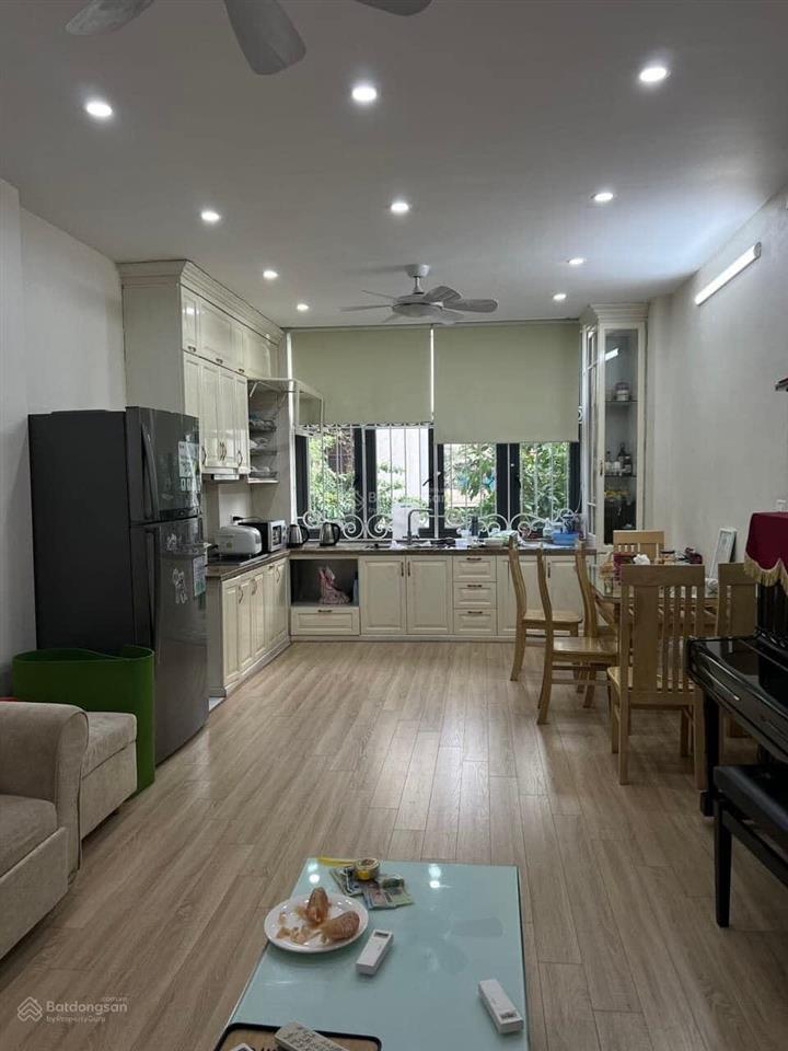 Bán nhà riêng tại kiến hưng, 12,5 tỷ, 50m2, 4pn, 4wc, 5 tầng, hơn 12 tỷ