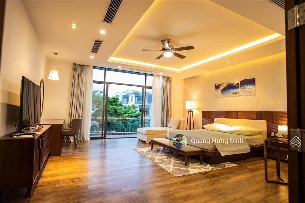 Biệt thự việt kiều châu âu, mỗ lao, 190m², mặt tiền 9m, đường 12m, 4 oto tránh, sẵn sổ. giá 49,5 tỷ