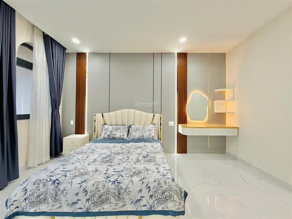 Giảm sốc 2 tỷ bán nhanh trong tháng hẻm xe hơi đường 3/2 quận 10 (dt 6x16m) 3 lầu tiện ở liền