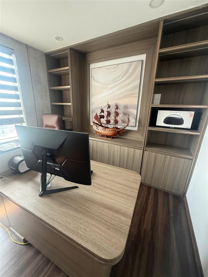 6.9 tỷ, 67m, ban công hướng nam, nhà đẹp, 176 định công,  0978 164 ***