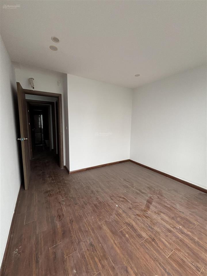 10 triệu, 2pn2vs, cho thuê skycentral 176 định công, ở luôn 0978 164 ***