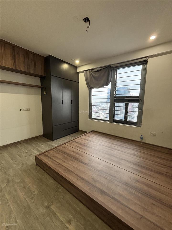 8.55 tỷ 3pn2vs, 100m, full đồ liền tường, skycentral 176 định công 0978 164 ***