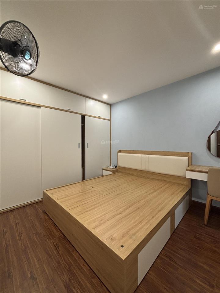 6,35 tỷ  71m2, hướng đông siêu mát, tầng trung, sẵn sổ, định công, thanh xuân