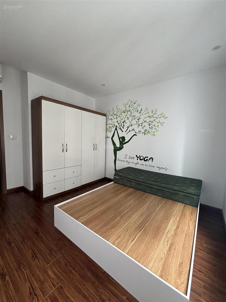 6,35 tỷ  71m2, hướng đông siêu mát, tầng trung, sẵn sổ, định công, thanh xuân