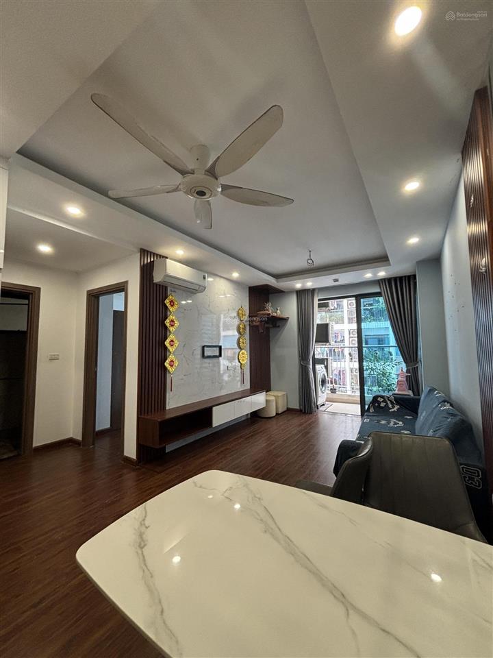 6,35 tỷ  71m2, hướng đông siêu mát, tầng trung, sẵn sổ, định công, thanh xuân