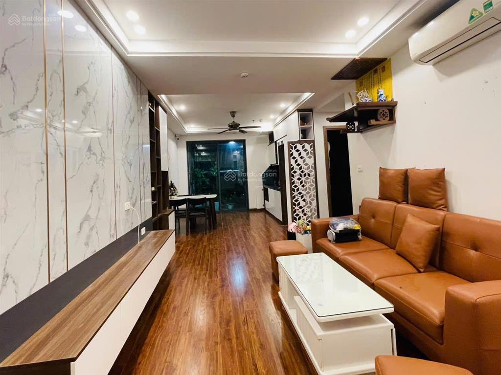 Cho thuê chung cư 12 triệu, đủ hết đồ, mát, sạch, rộng rãi, 176 định công, thanh xuân, hà nội