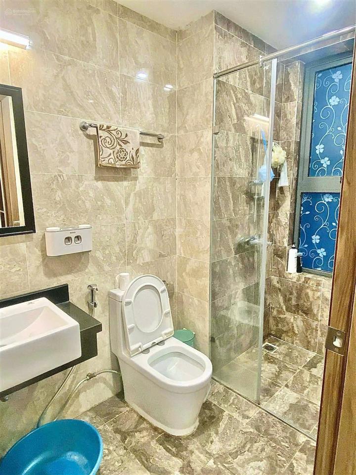 Cho thuê 16 tr/th, 104m2, full đồ, 3pn 2vs, sky central. 176 định công, thanh xuân, phương liệt