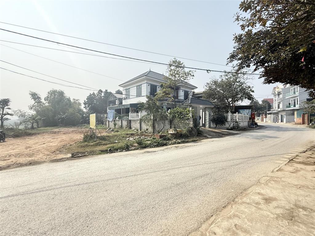 Bán đất trục chính liên huyện  view sông tích giang  giá siêu tốt  thích hợp làm nhà hàng