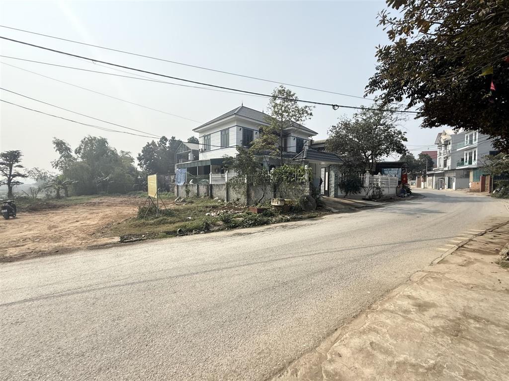 Bán đất trục chính liên huyện  view sông tích giang  giá siêu tốt  thích hợp làm nhà hàng