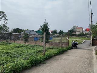 Cần bán gấp 200 m2 sẵn sổ giá chỉ hơn 3 tỷ, đất Tại Phú Cát