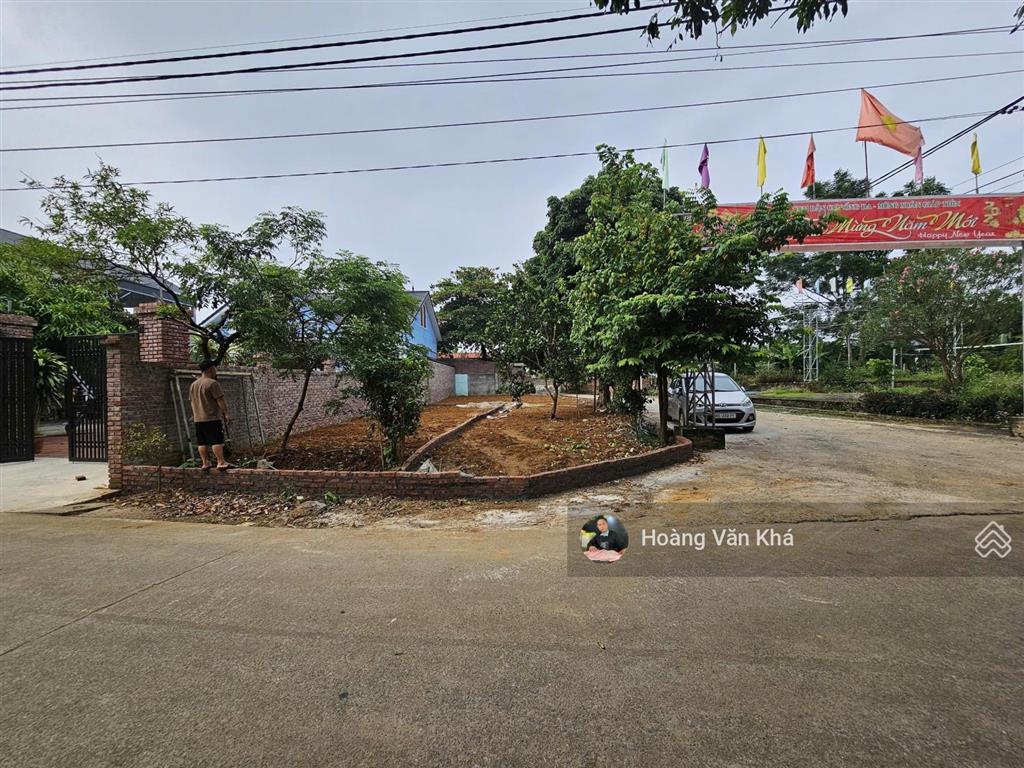 Bán đất sổ hồng sẵn công chứng 88 m2 kinh doanh tốt tại đường liên xã, xã phú cát, hà nội