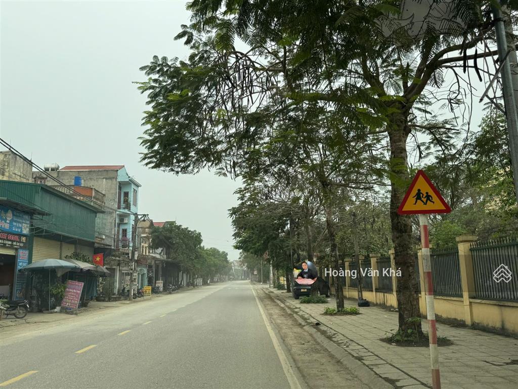 Bán đất đối diện cổng trường học cấp 3 minh khai sẵn kinh doanh
