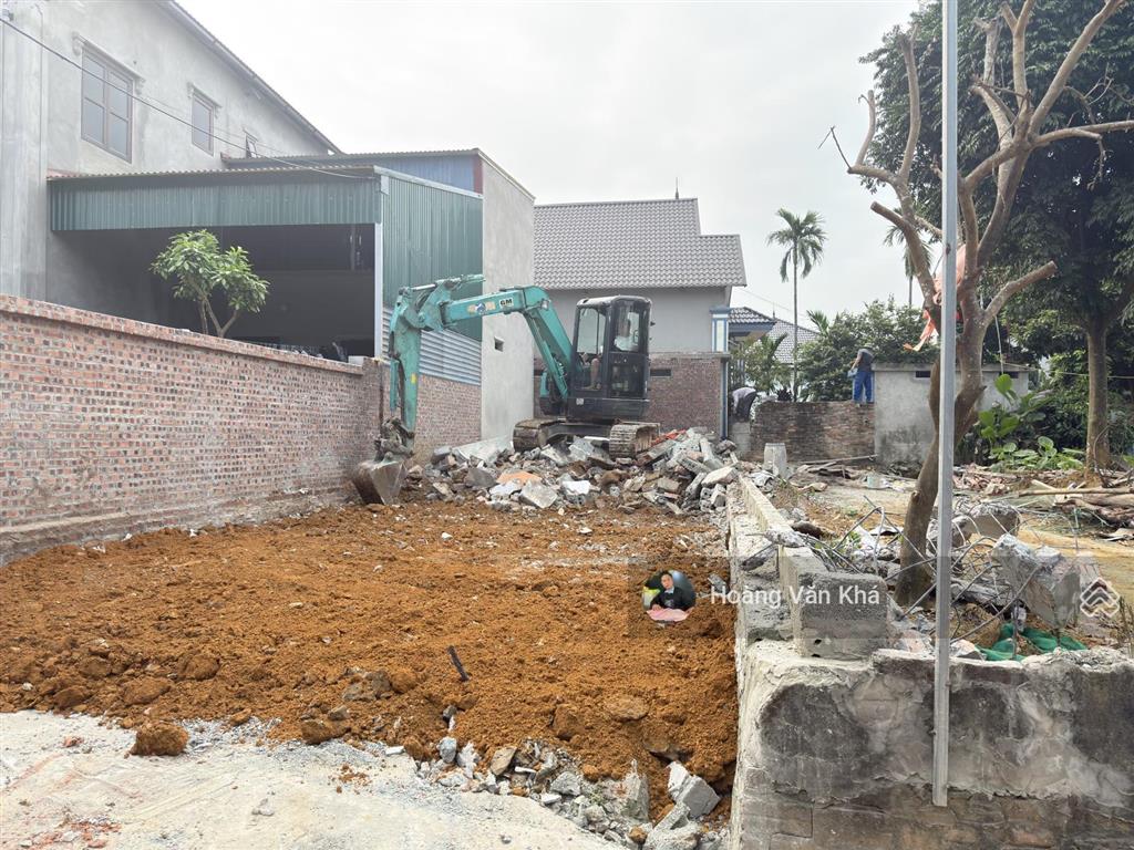 Chính chủ cắt bán 100m2 đường thông thôn đông thượng, phú cát, giá tốt để ở hoặc đầu tư