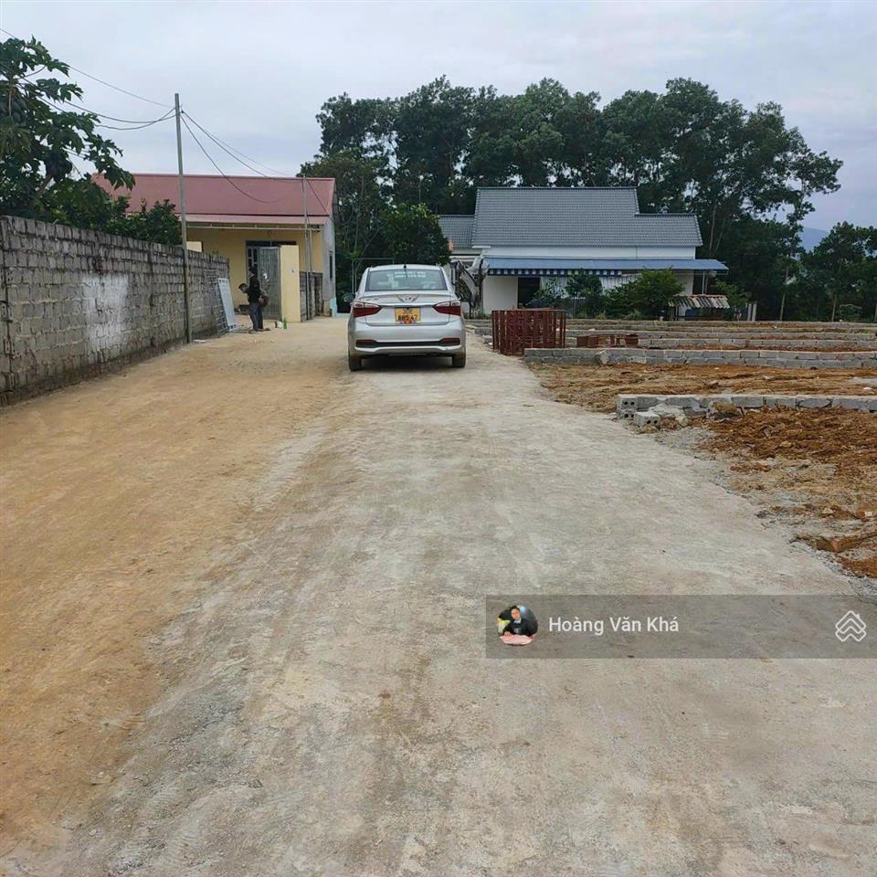 Bán đất giá tham khảo tốt trong khu vực phú cát 187m2 mà giá chỉ hơn 2 tỷ