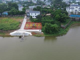 Chính chủ cần tiền bán gấp 4 lô view hồ giá chỉ hơn 2 tỷ / 1 lô