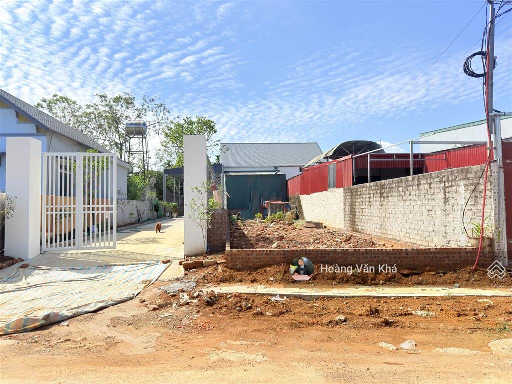 Bán đất mặt đường đh 09 hòa trúc, phú cát, hà nội  120 m2 toàn bộ đất ở