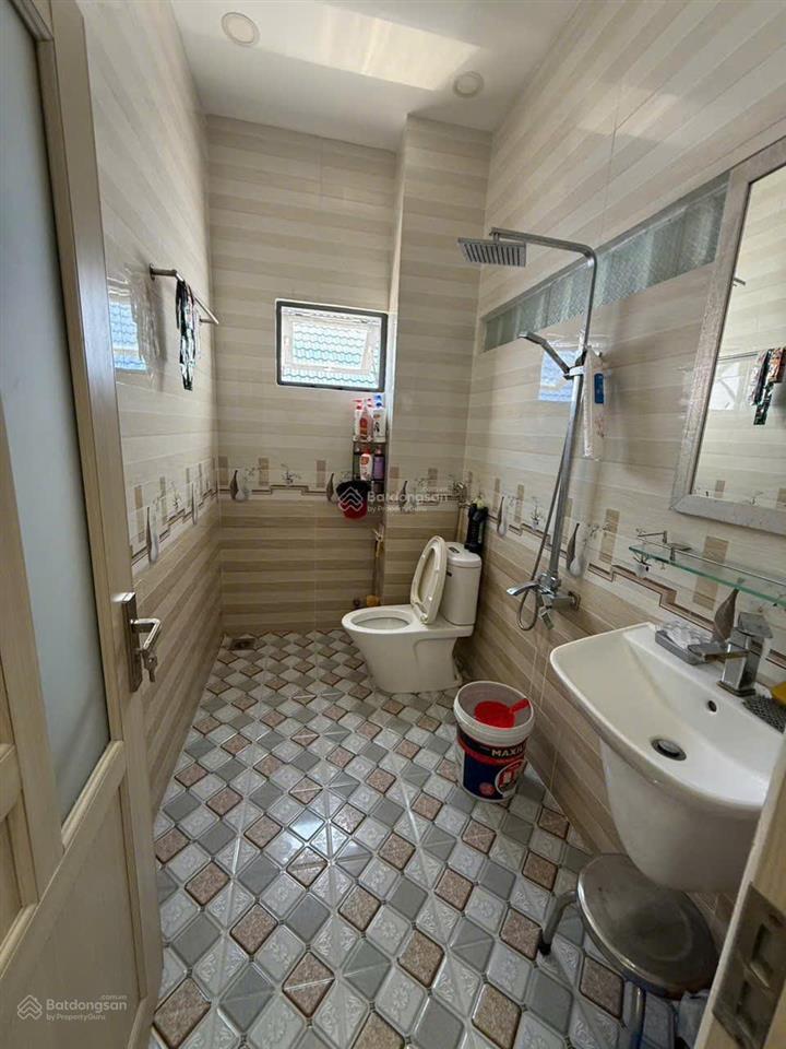 Bán căn nhà tâm huyết 3 tầng dt sàn 246m2 nở hậu, đẹp nhì diên điền, diên khánh cũ khánh hòa