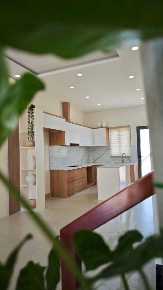 Cần bán gấp căn nhà 2 tầng 143m2 gần ngã tư Nguyễn Trãi và Quốc lộ 1 Diên Khánh, Khánh Hòa