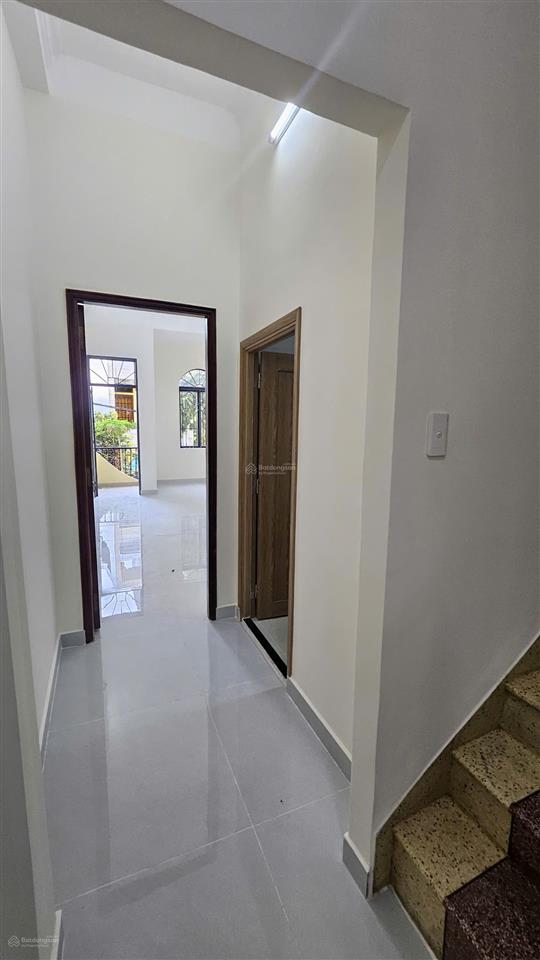 Bán nhà hẻm 219/48 đất thánh, p. tân hòa. khu nhà thờ nam hòa. trệt+3 lầu+sân thượng, 6 pn, 5 wc