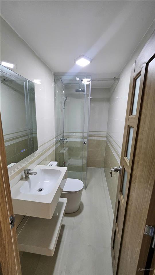 Bán nhà hẻm 219/48 đất thánh, p. tân hòa. khu nhà thờ nam hòa. trệt+3 lầu+sân thượng, 6 pn, 5 wc