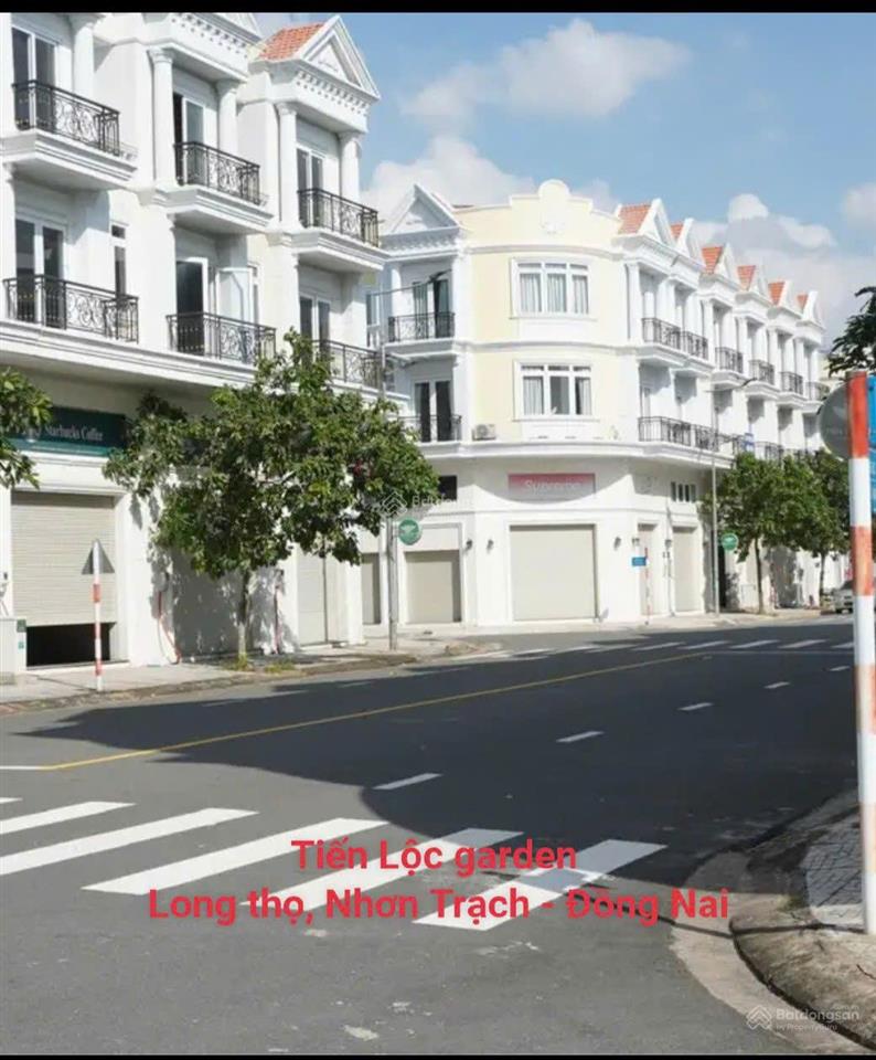 Bán nhà phố cặp góc liền kề phố dự án tiến lộc  nhơn trạch, đồng nai