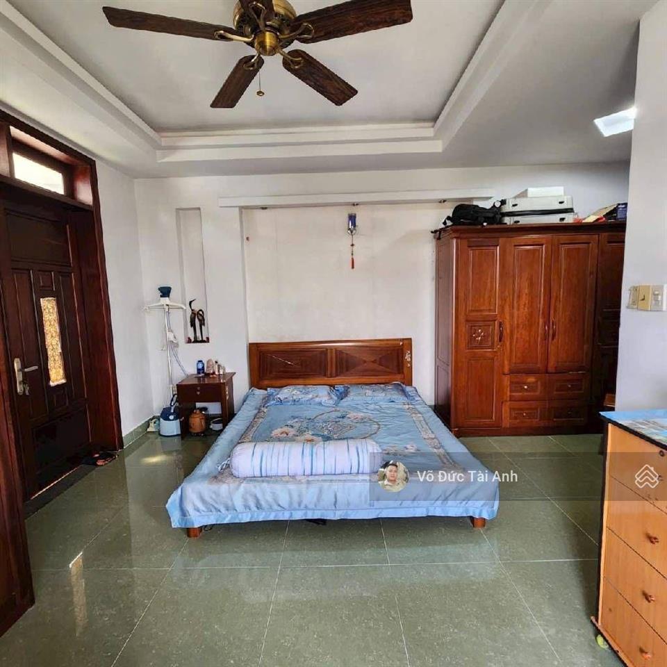 Lô góc 2 mặt đường 12m view cạnh công viên cực hiếm  ngang 5m chính chủ trang bìa  14,7 tỷ