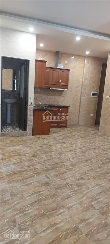 Chính chủ cho thuê căn hộ gần lê văn lương, giá thuê từ 8tr, diện tích 60m2