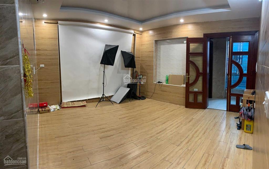 Chính chủ cho thuê căn hộ gần lê văn lương, giá thuê từ 8tr, diện tích 60m2