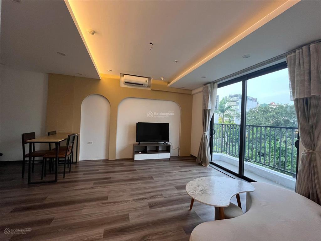 Cho thuê căn hộ đẹp 35m2 đầy đủ đồ tô ngọc vân gần hồ tây, xuân diệu, lạc long quân, yên hoa, 9t