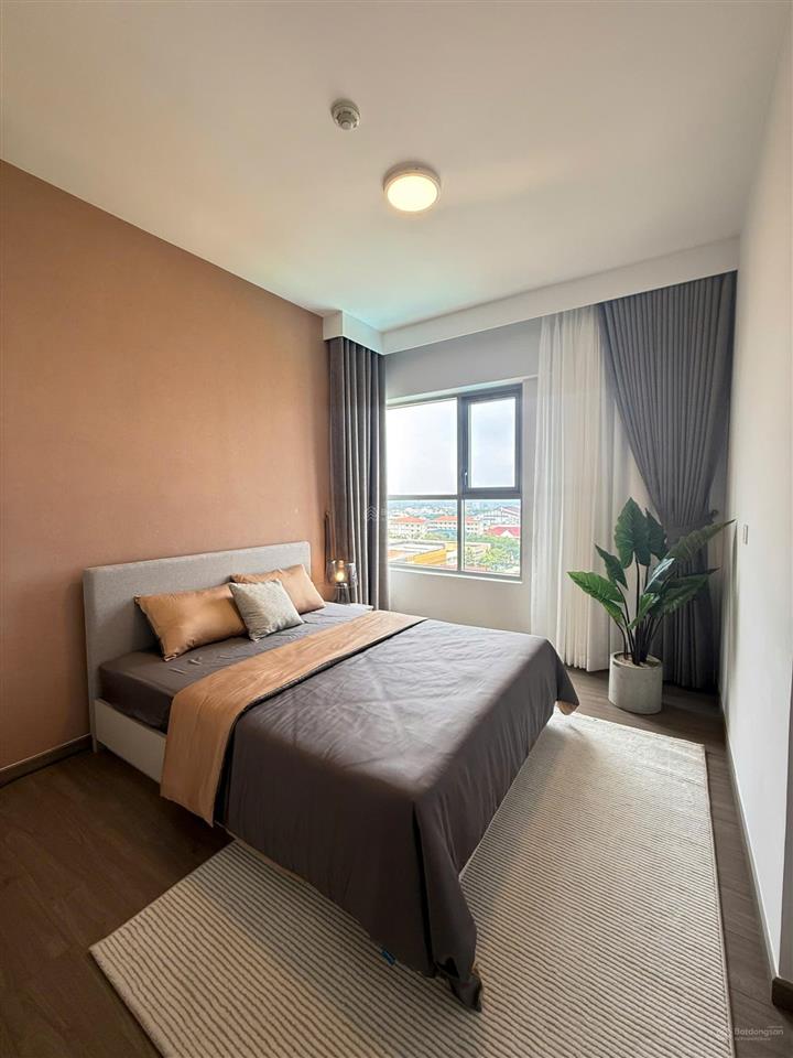 Cho thuê 113m2 full nội thất giá 15triệu/tháng, ở liền, chung cư westgate