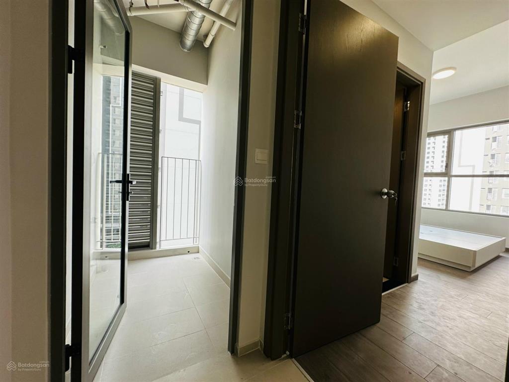 Giá 10tr/th  3pn 2wc 85m², nội khu, sẵn máy lạnh, giường tủ, ở liền căn hộ westgate