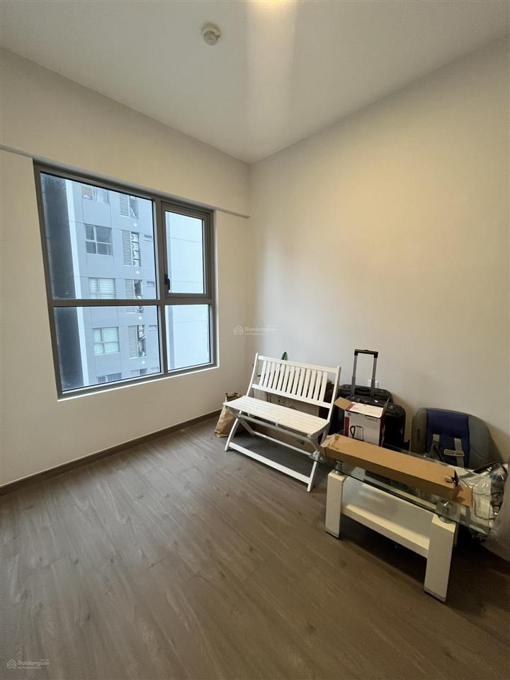 Thuê gấp 3pn 2wc giá 9tr/tháng, sẵn giường tủ, chung cư westgate
